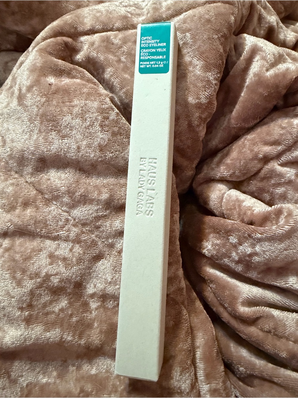 Haus Labs By Lady Gaga Teal Matte Eyeliner Pencil - Vibrant Teal - Picture 4 of 5